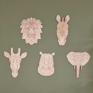 Houten safaridieren voor de kinderkamer