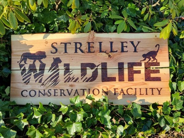 Houten naambord voor binnen en buiten 100x50 cm Strelley Wildlife conservation facility