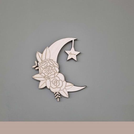 Maanhanger met bloemen