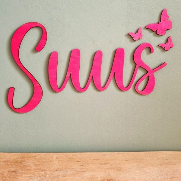 Houten naam kleur pink