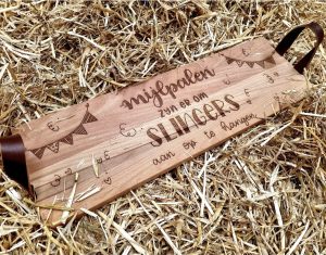 plank met leren handvaten